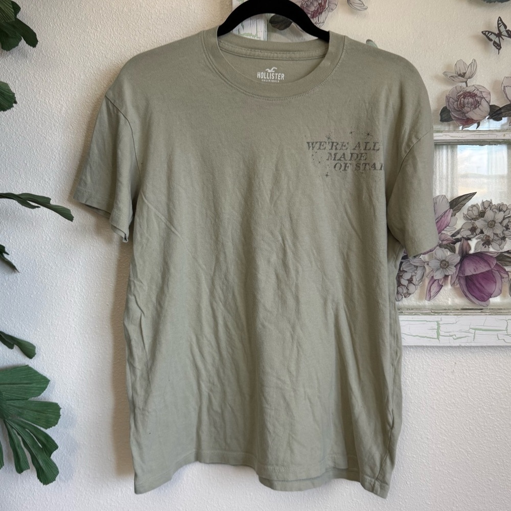 Hollister Graphic T Shirt We Are All Made of Stars Olive Green XS